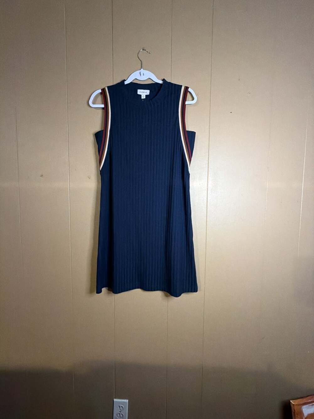 Evereve Millie Knit Dress in Navy